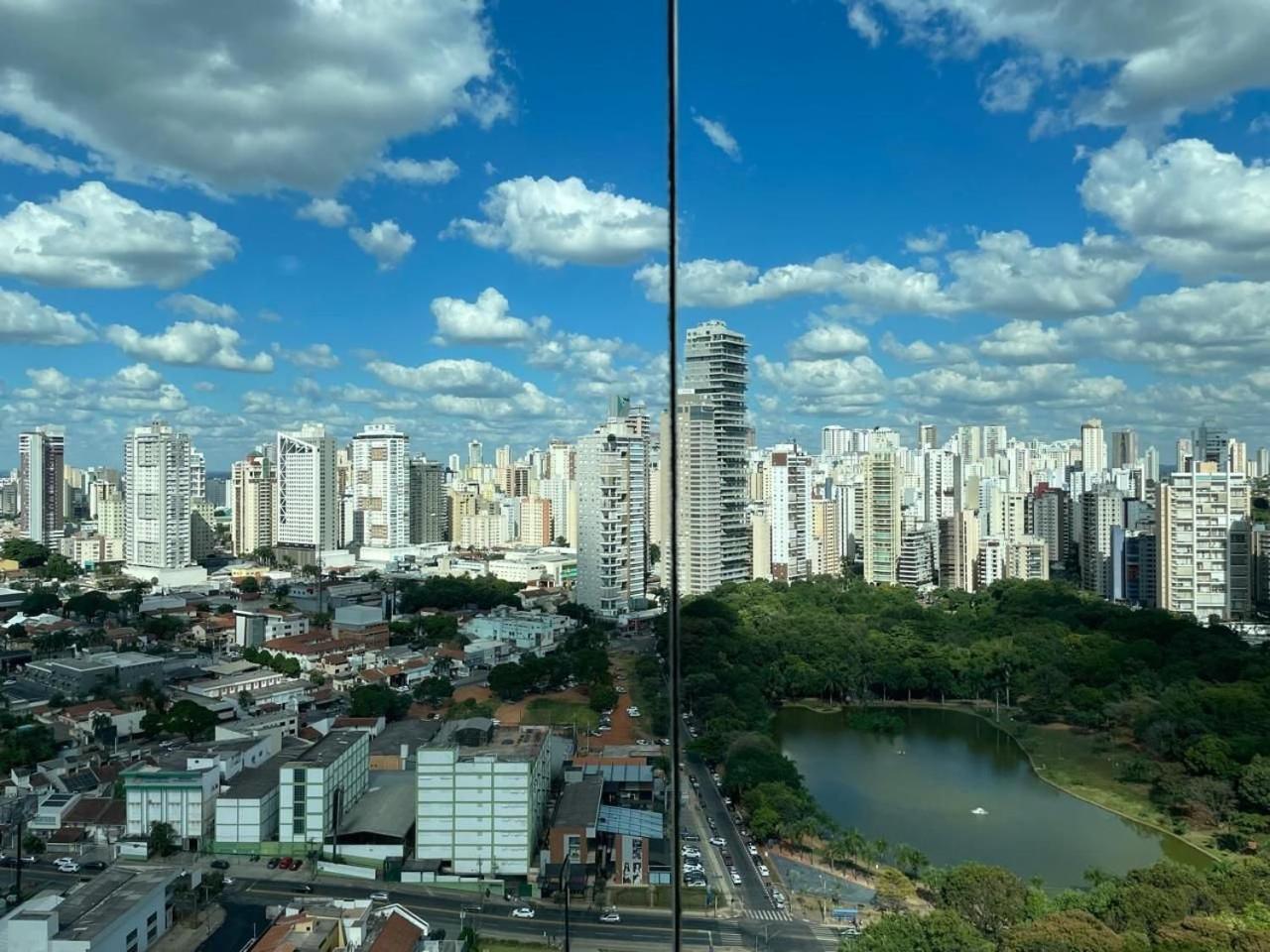 Moderno Flat Com Vista Para O Parque Vaca Brava 戈亚尼亚 外观 照片